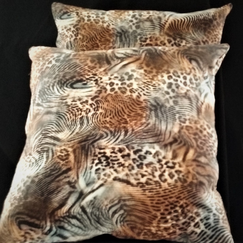 The Safari Available as slips and full pillows